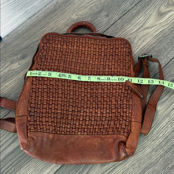 Vilenca Holland Chic Woven Leather Backpack or tote - Picture 6 of 11